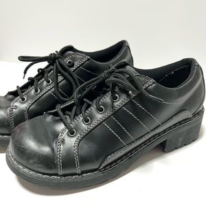 No Boundaries Vintage Y2K 90s Lace Up Round Toed Bailey Oxfords - Size 8…